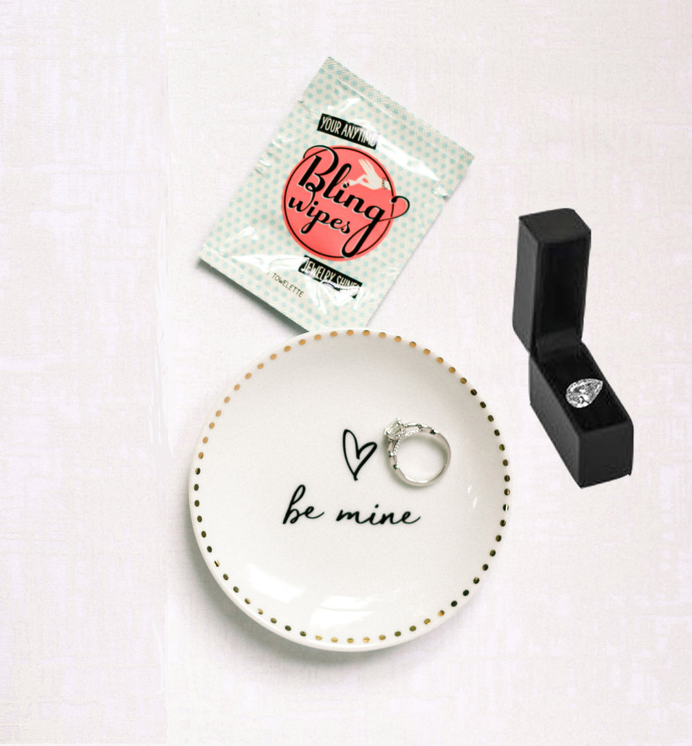 Bling Wipe for Polishing Engagement Ring - TBS Box Sock