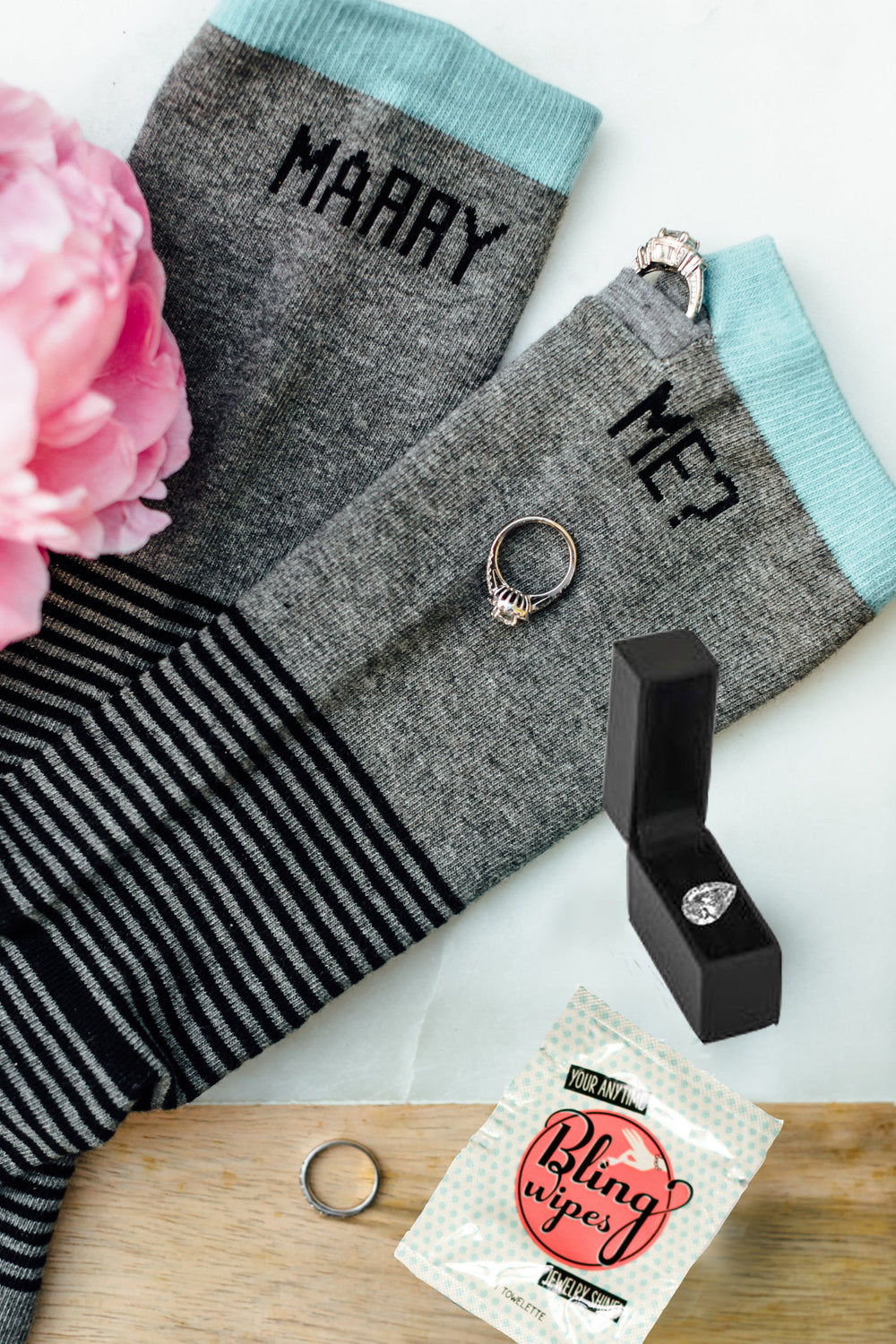 Bling Wipe for Polishing Engagement Ring - TBS Box Sock